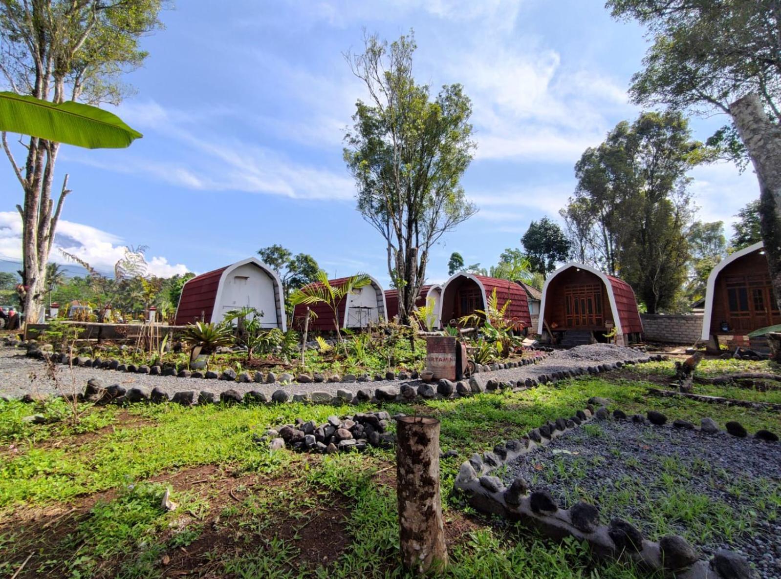 Indah Damai Cottages Sidomukti Extérieur photo